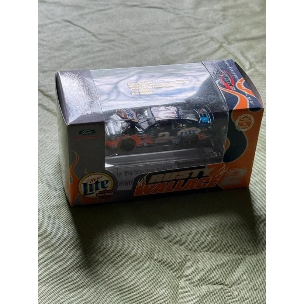 Rusty Wallace #2 Miller Lite Harley Davidson 2002 Taurus 1:64 Diecast car